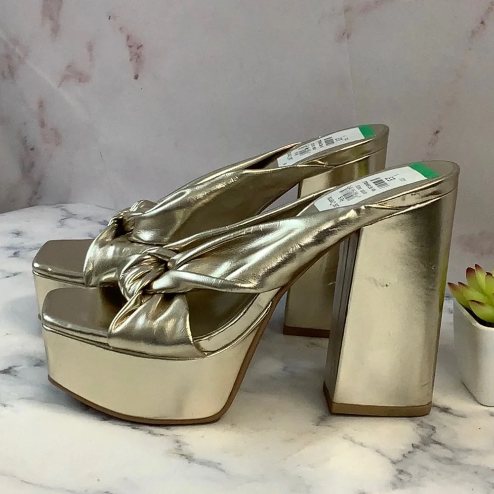 NWT Open Edit Elegant Gold Women's Platform Heels Size 5
